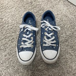 Converse polka dot shoes